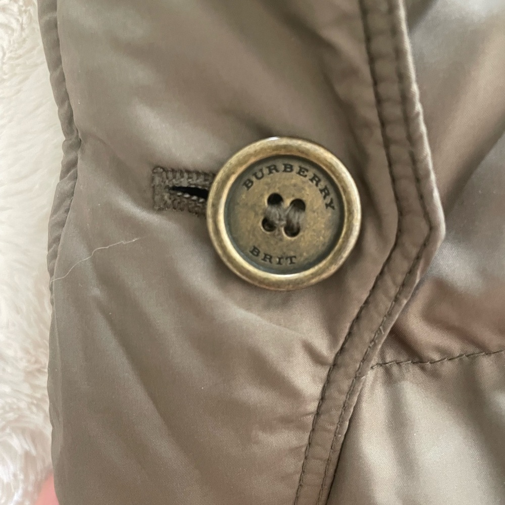Burberry Olive Puffer Jacket Offers Accepted! - Picture 5 of 6
